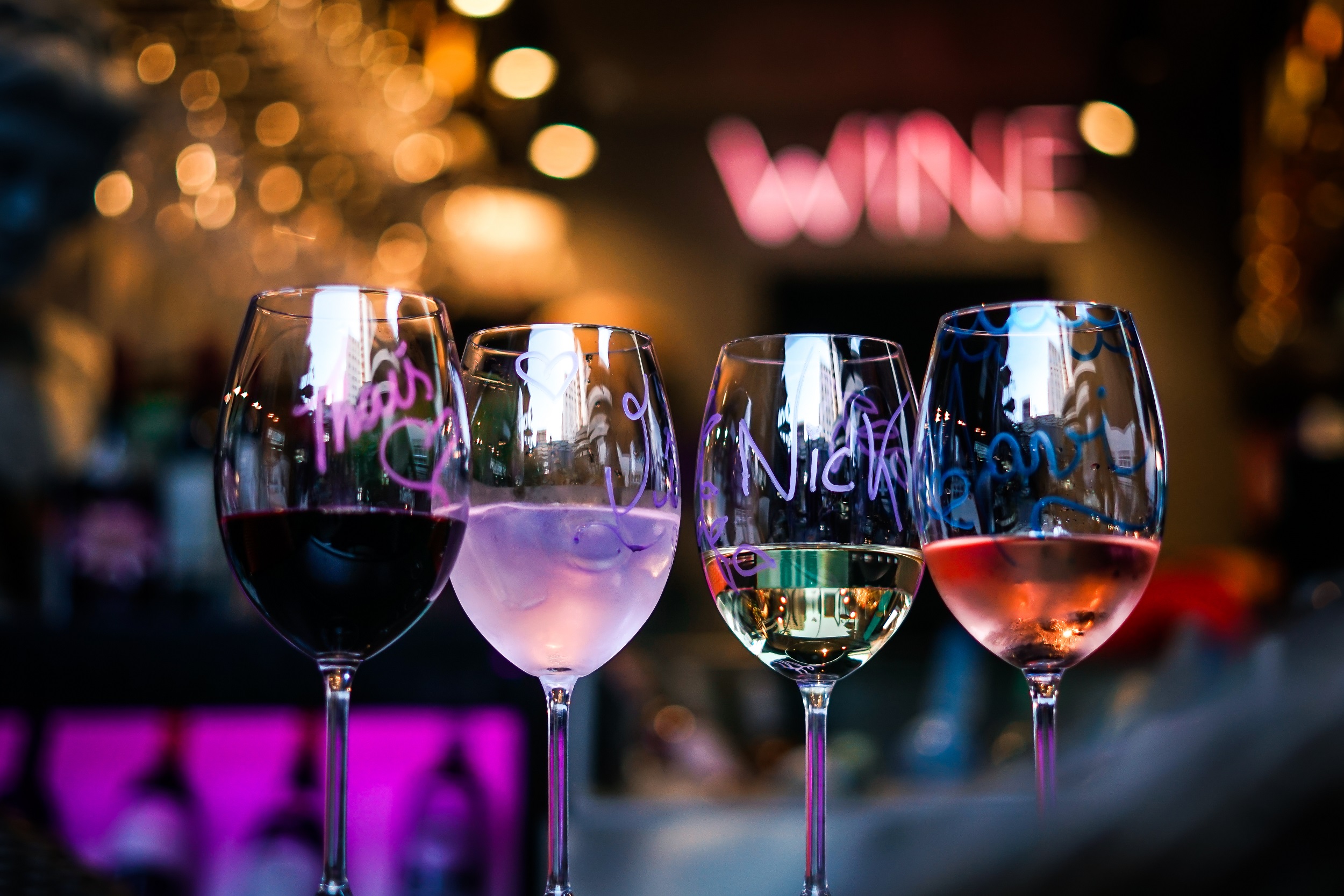 Open de vinho e Discotecagem é no Diô Wine Bar!
