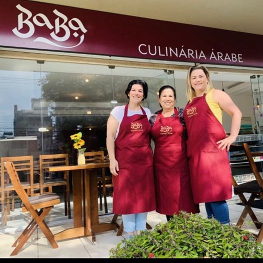 A primeira pizzaria árabe do Brasil fica em Curitiba e é administrada por 3 mulheres