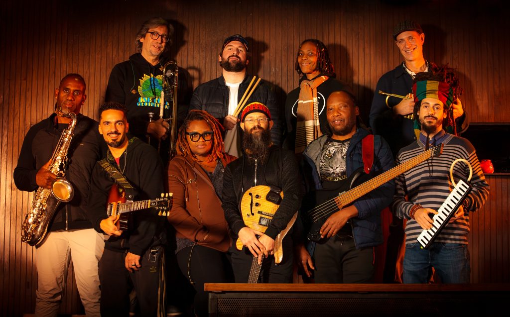 Lendário grupo estadunidense retorna ao Brasil com sua fusão de reggae roots, jazz e dub em uma celebração da resistência sonora que será realizada na icônica Ópera de Arame