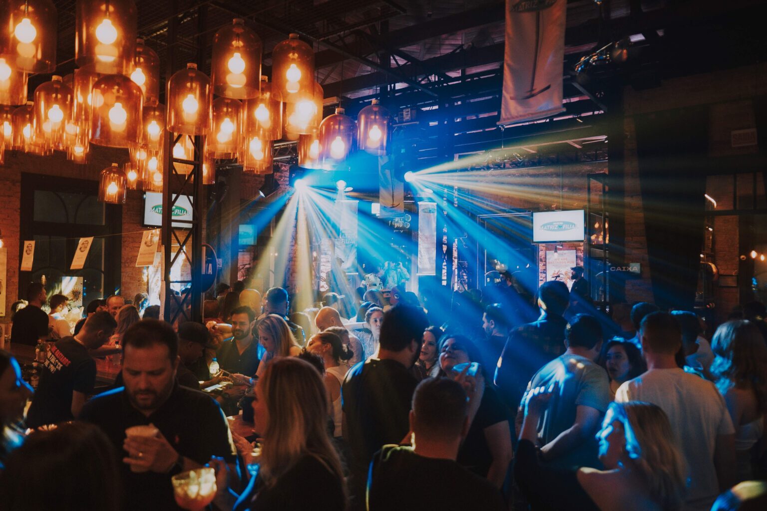 Bastards tem programação para solteiros e casais no Dia dos Namorados Bastards Brewery preparam duas experiências diferentes para comemorar a data no estilo de cada um.