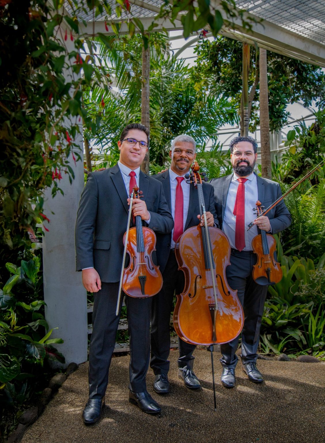 Quarteto de piano, violino, viola e violoncelo faz concerto gratuito neste sábado Quarteto de piano, violino, viola e violoncelo faz concerto gratuito neste sábado
