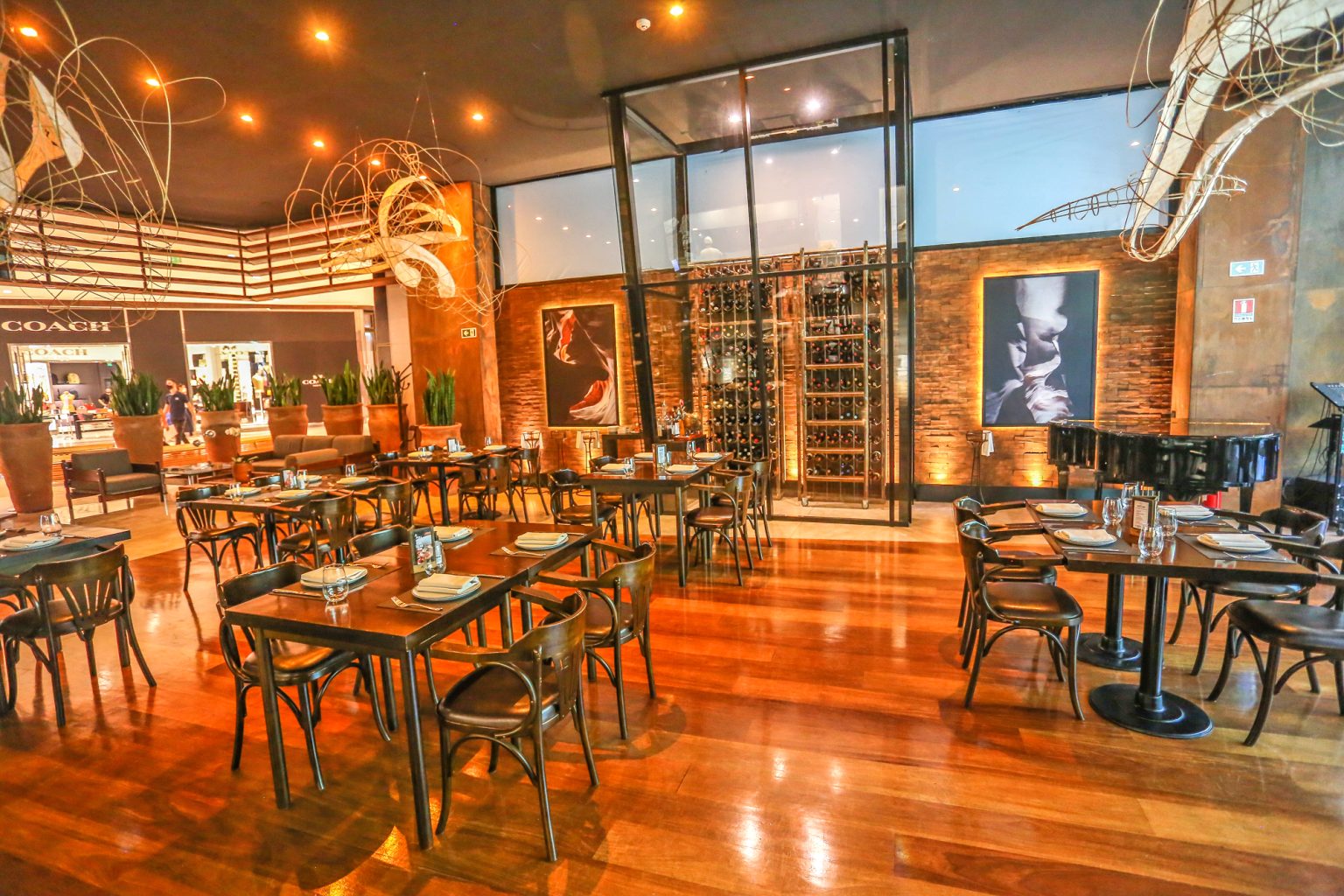 Noite de Tango retorna ao Pobre Juan Curitiba com música ao vivo e dança argentina