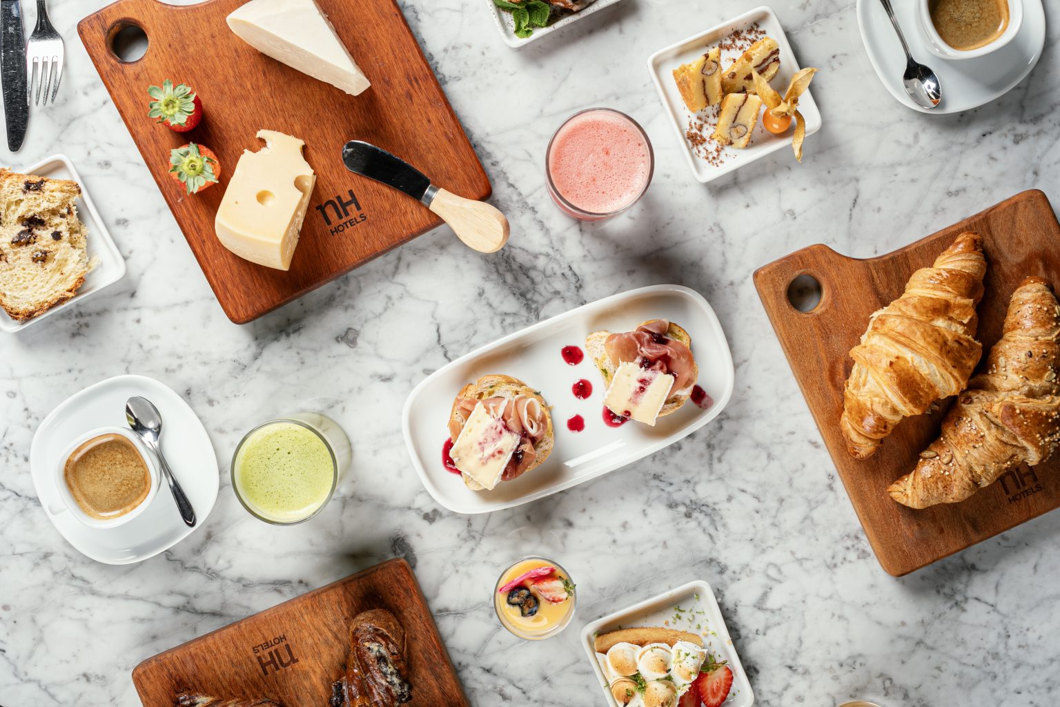 Dia dos Pais: hotel curitibano promove brunch com menu inédito e exposição de carros clássicos No Batel, o NH Curitiba The Five celebra a data com evento que une brunch exclusivo, apresentação ao vivo e exposição de veículos antigos