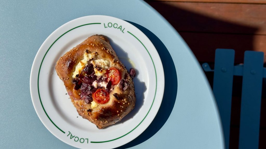Local Pães e Cafés lança novo cardápio com preparos sazonais