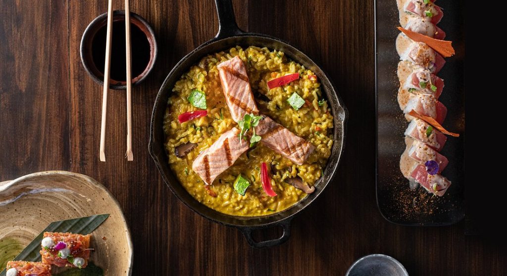 a culinária nikkei, que mescla técnicas japonesas com ingredientes e tradições peruanas, vive um verdadeiro boom no Brasil.