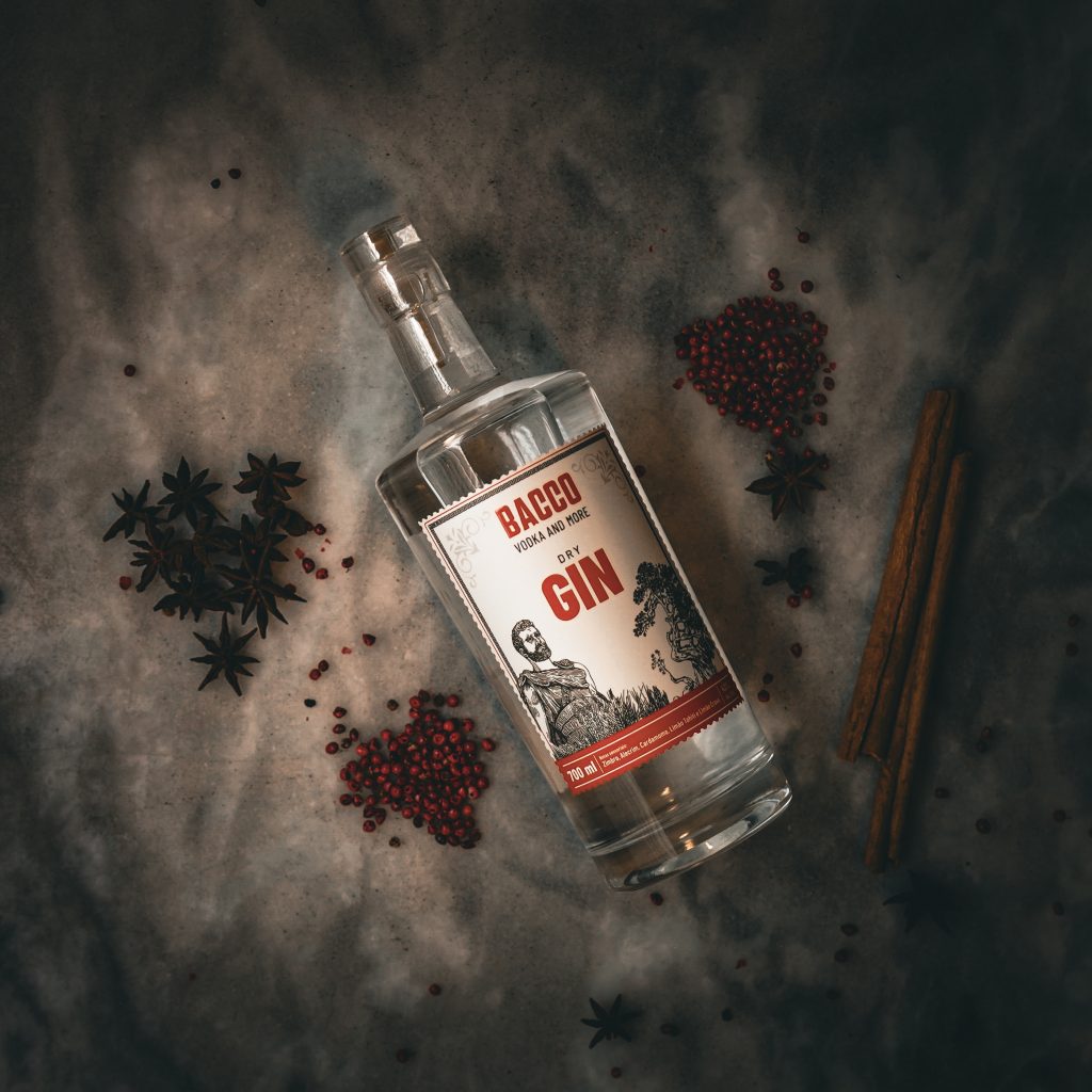 Bacco Destilados lança seu primeiro Dry Gin