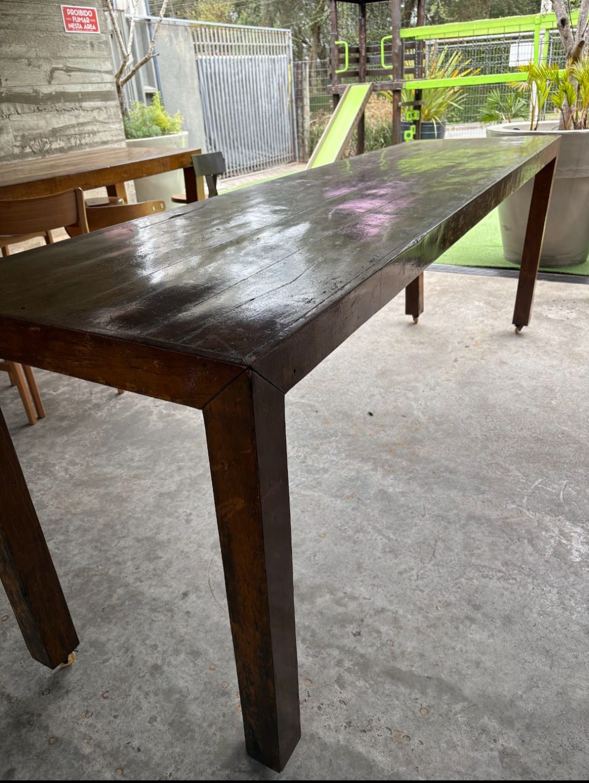 Móveis com propósito: Caçamba do Bem promove bazar especial de peças reaproveitadas