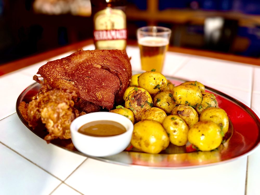 Bar Quermesse celebra a tradição com sua própria Oktoberfest: chope gelado, gastronomia típica e muita festa nas duas unidades