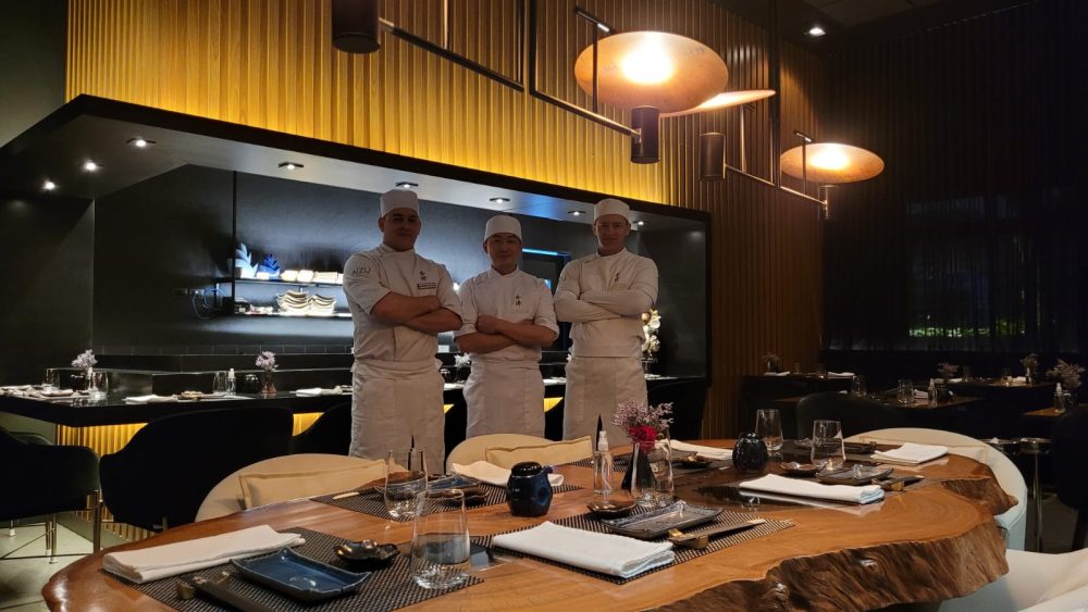 Os bastidores da cozinha do Aizu Japanese Cuisine