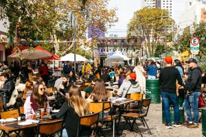 Prudente Cultura, Mercado de Primavera, Alameda Prudente de Moraes, gastronomia, música ao vivo, feira de artesanato, feira de adoção de animais, jazz ao vivo, espaço kids, entrada gratuita, Aliança Francesa, Curitiba