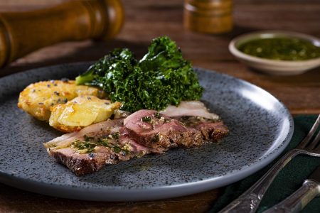 Jantar com chefs premiados dentro do Domo Geodésico lança nova gastronomia do Espaço Namata