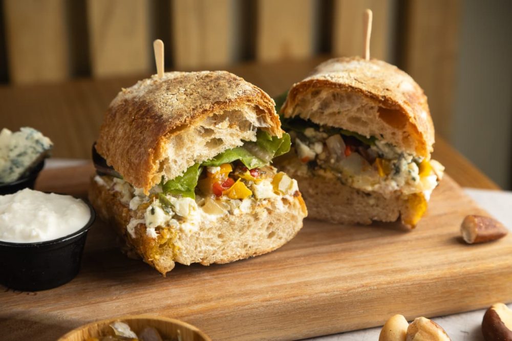 Especialista em embutidos, Sallumer Tap Co. apresenta opções vegetarianas ao público curitibano Especialista em embutidos, Sallumer Tap Co. apresenta opções vegetarianas ao público curitibano
