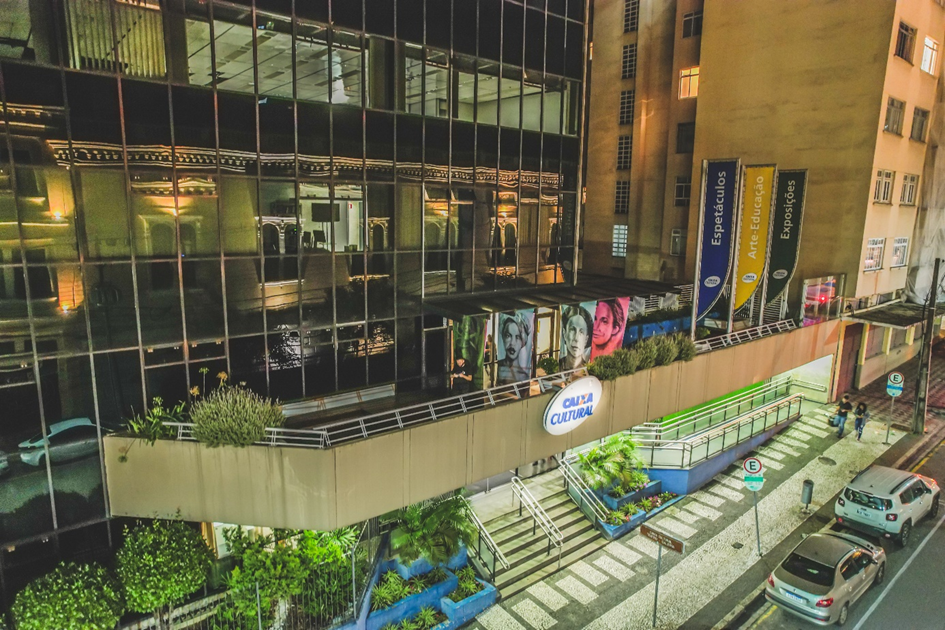 Caixa Cultural Curitiba Completa 21 anos de história promovendo cultura e arte na cidade