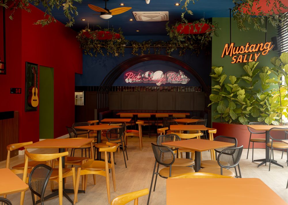 Mustang Sally apresenta Music & Motors na Rua da Música