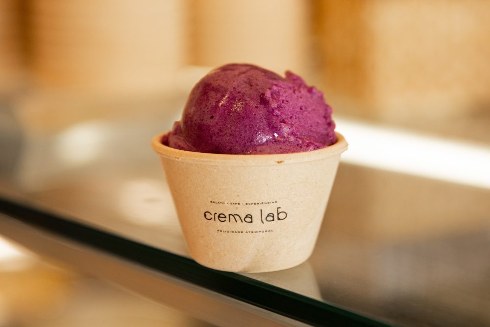 Crema Lab aposta em sabores autorais, refrescância e brasilidade para celebrar o verão