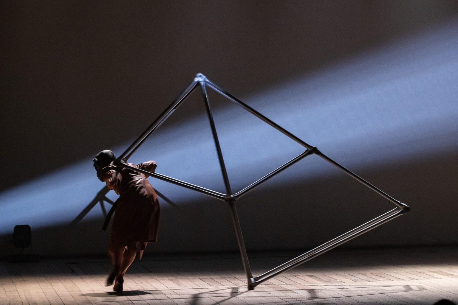 Coletivo Gompa apresenta “Instinto”, espetáculo indicado ao