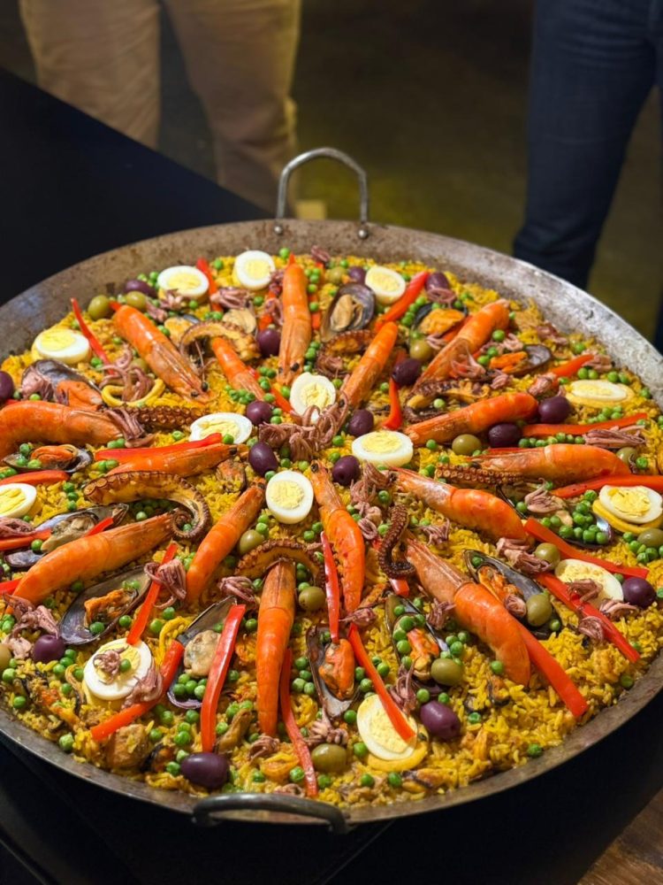 Paella Restaurante Imperial tradição de seis decadas