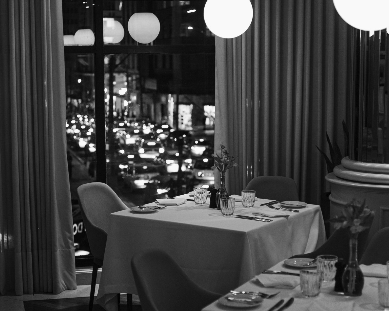 Jantar Meia Noite em Paris no Bourbon Bistrot