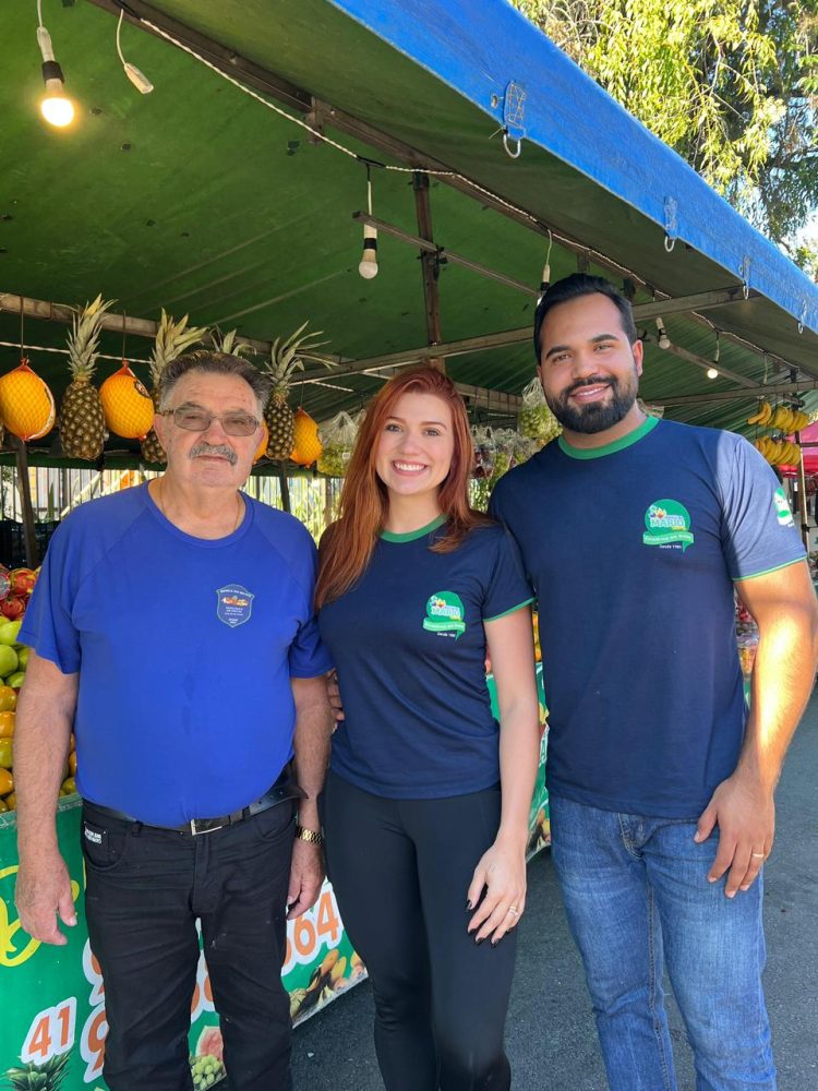 Conheça a história da Banca do Mário, que há 40 anos é tradição nas feiras da cidade