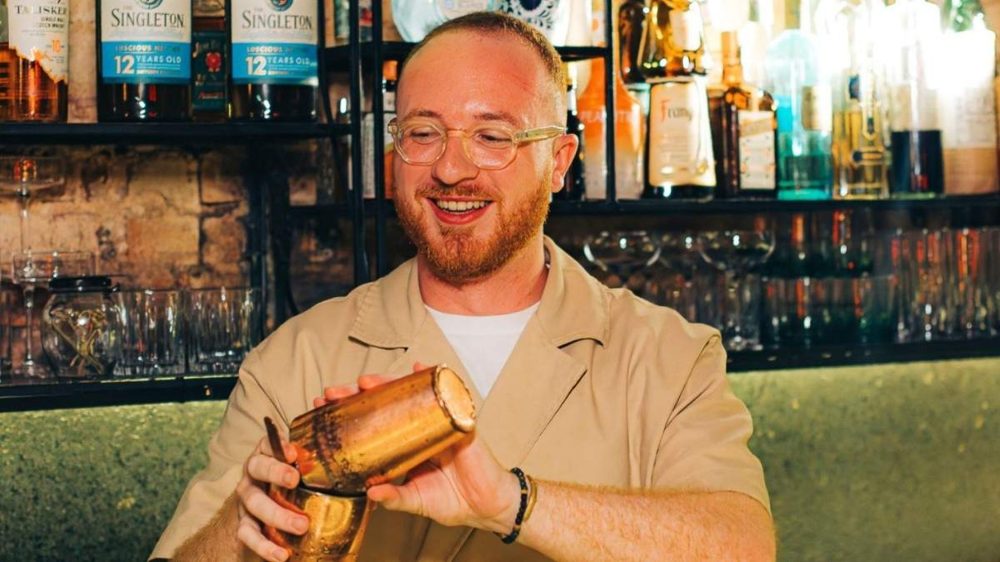 No próximo 17 de maio, Curitiba entrará no radar da coquetelaria internacional. O badalado Testarossa, comandado por Ariel Todeschini, eleito o melhor bartender