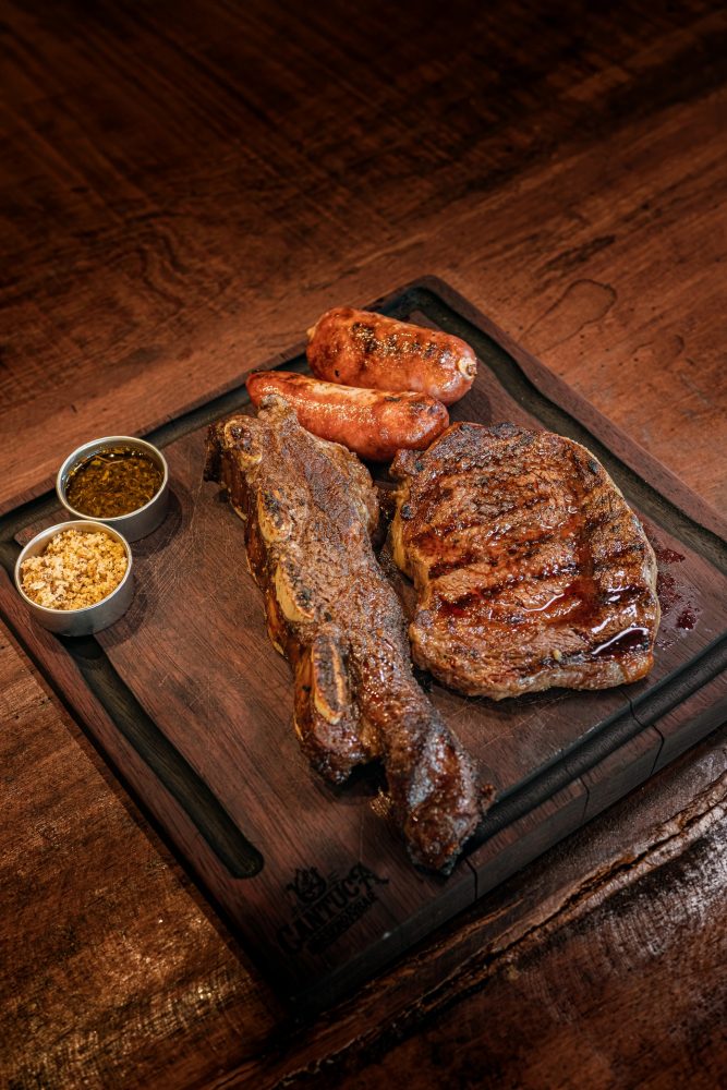 Restaurantes de Curitiba apostam no churrasco para celebrar o Dia das Mães com almoço especial Casas como Canto e Cantuca combinam técnica, tradição convivência