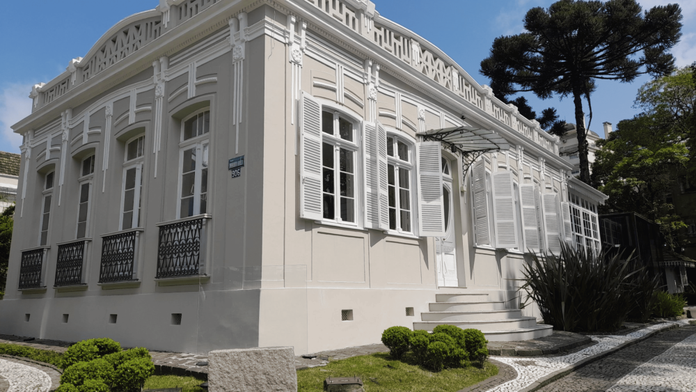 Casa ALTMA recebe edição de aniversário do Brunch & Beats, evento que mistura gastronomia, música e experiências de bem-estar Programação, que vai das 10h às 18h do próximo domingo (24), é aberta ao público e inclui várias atividades diurnas ao ar livre