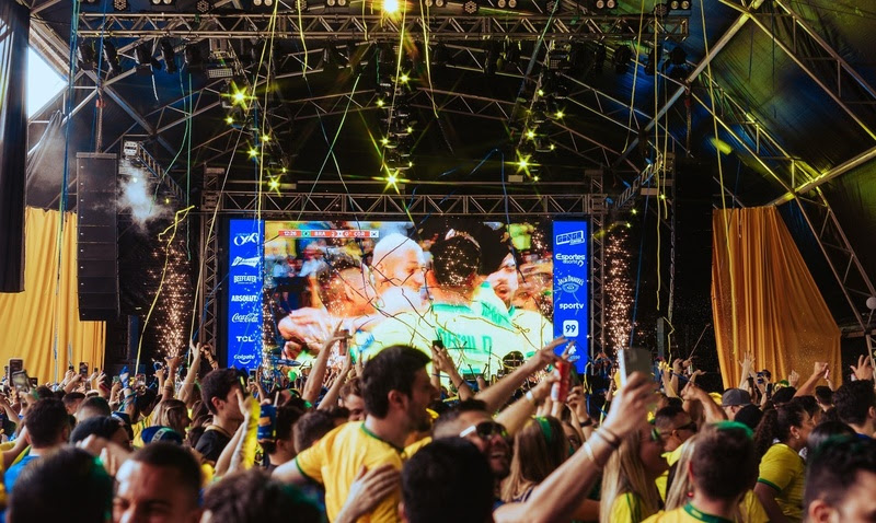 Evento no Durival de Britto aposta em diversidade musical e programação completa para acompanhar os jogos da Seleção e tem, entre os nomes confirmados, Dennis DJ e DJ Flem
