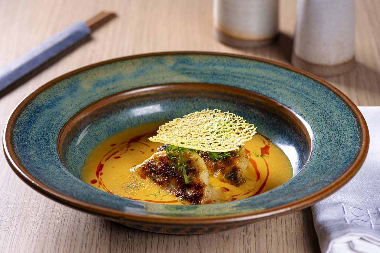 Clássicos da gastronomia asiática ganham releituras no Ichigo Ichie novo cardápio do premiado restaurante japonês Ichigo Ichie traz entre as estreias pratos quentes inspirados em grandes clássicos da gastronomia asiática........