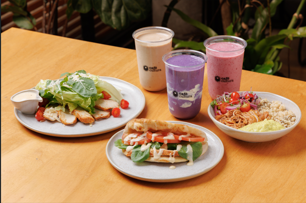 Atento a esse movimento, o Café Cultura – rede brasileira de cafeterias focada em cafés especiais – apresenta seu novo cardápio Wellness, uma seleção de pratos e bebidas pensada para quem quer fazer escolhas mais equilibradas sem abrir mão de uma experiência saborosa. “Nossa proposta
