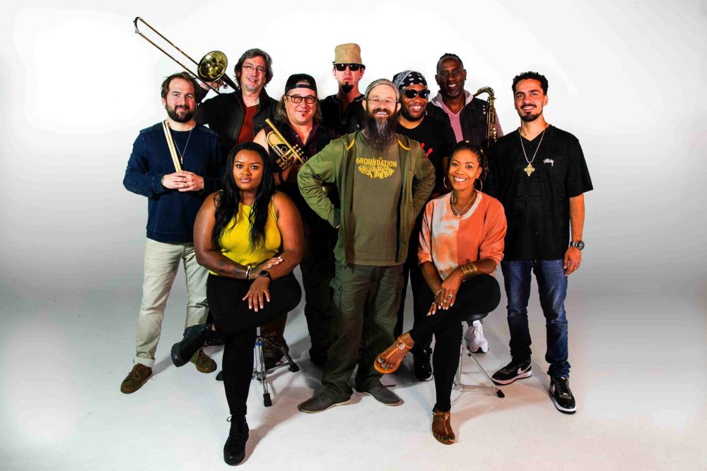 Referência mundial do reggae contemporâneo, a banda californiana se apresenta no próximo dia 5 de dezembro, no Cine Lido, com clássicos de Bob Marley e sucessos de sua própria trajetória